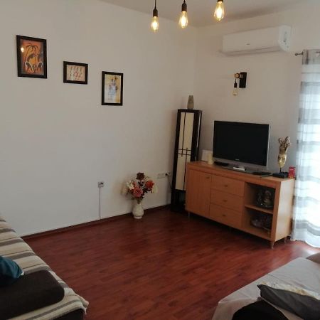 Appartement Deny à Žaborić Extérieur photo