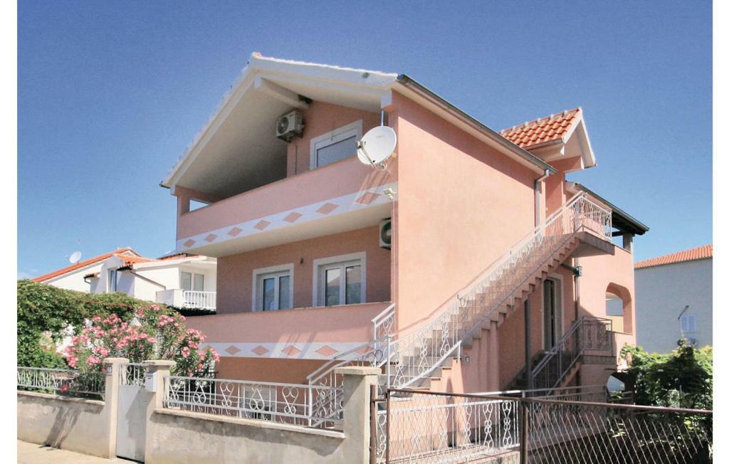 Appartement Deny à Žaborić Extérieur photo